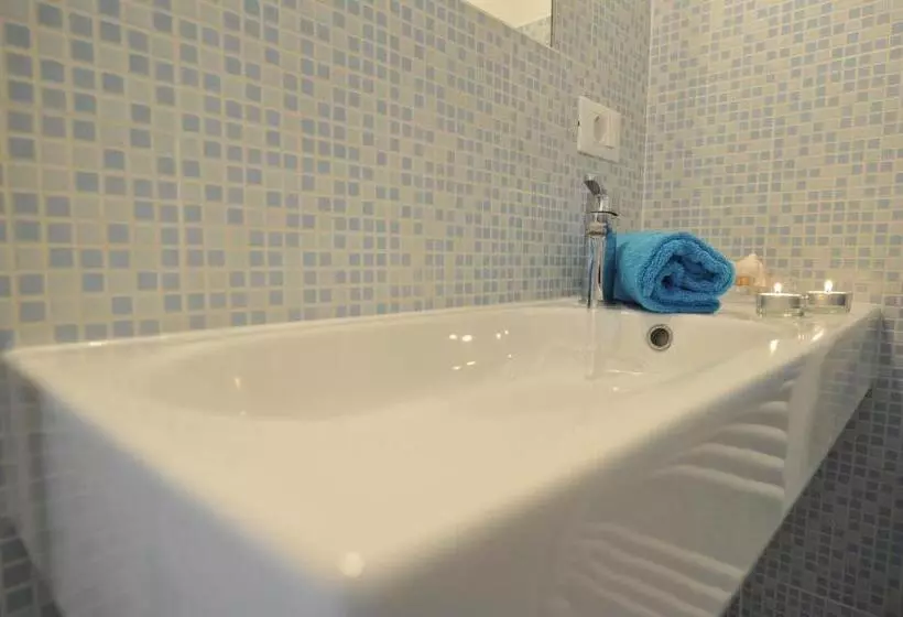 هتل Agriturismo La Tuffatrice