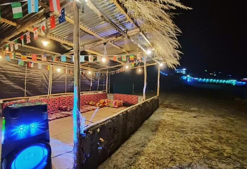 בית מלון כפרי Cafe Shackstone