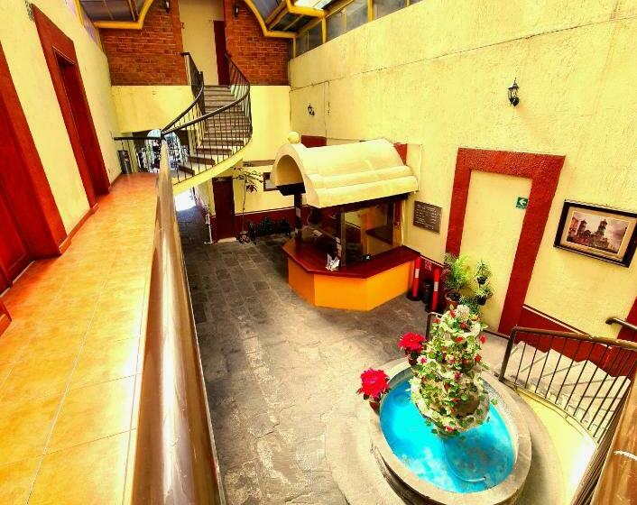 هتل Centro Historico