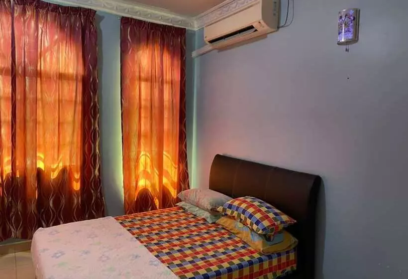 ホテル Oyo 90424 Embun Homestay