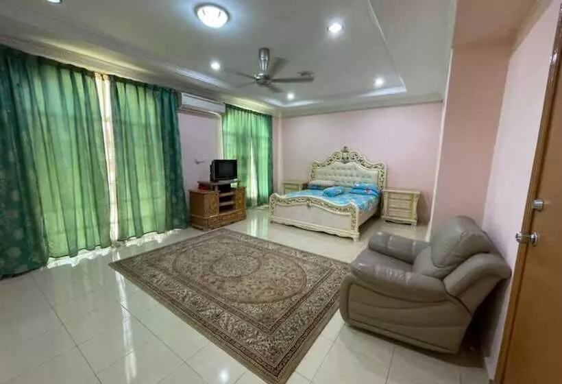 ホテル Oyo 90424 Embun Homestay