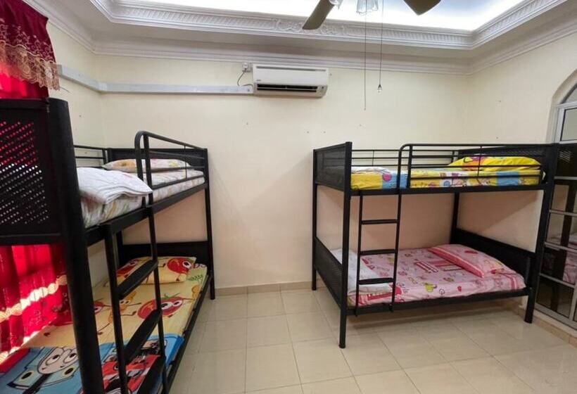 Hotel Oyo 90424 Embun Homestay