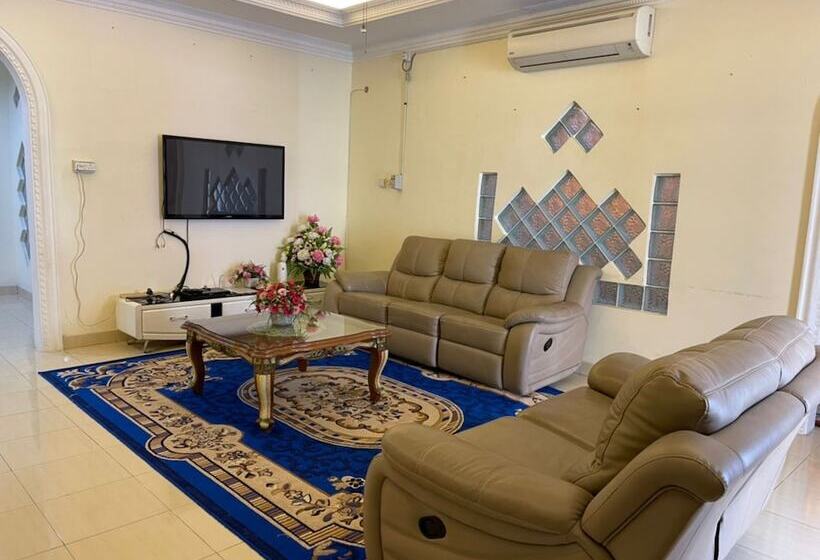 Hotel Oyo 90424 Embun Homestay