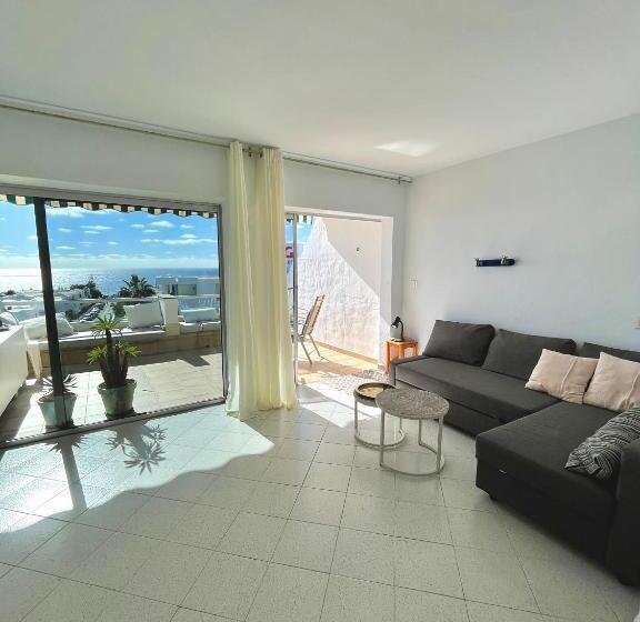 Ocean Kiss Apartment