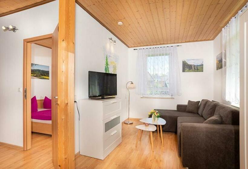 پانسیون Ferienhaus Zur Alten Schule