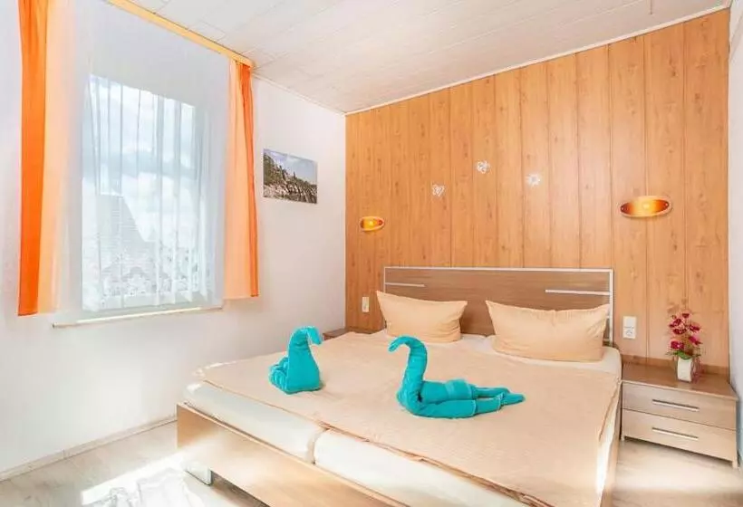 ペンション Ferienhaus Zur Alten Schule
