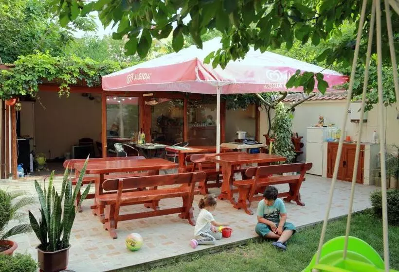 پانسیون Guest House Ivanovi