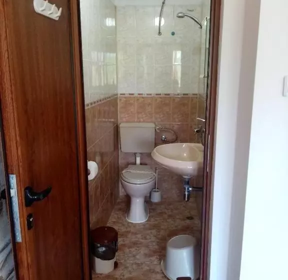 پانسیون Guest House Ivanovi