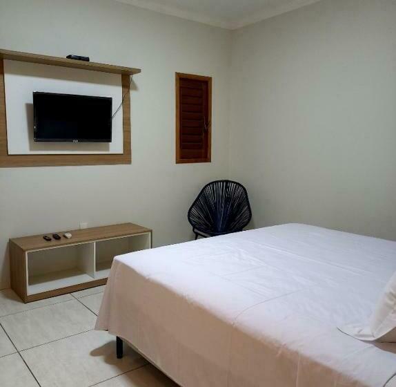 پانسیون Pousada Império