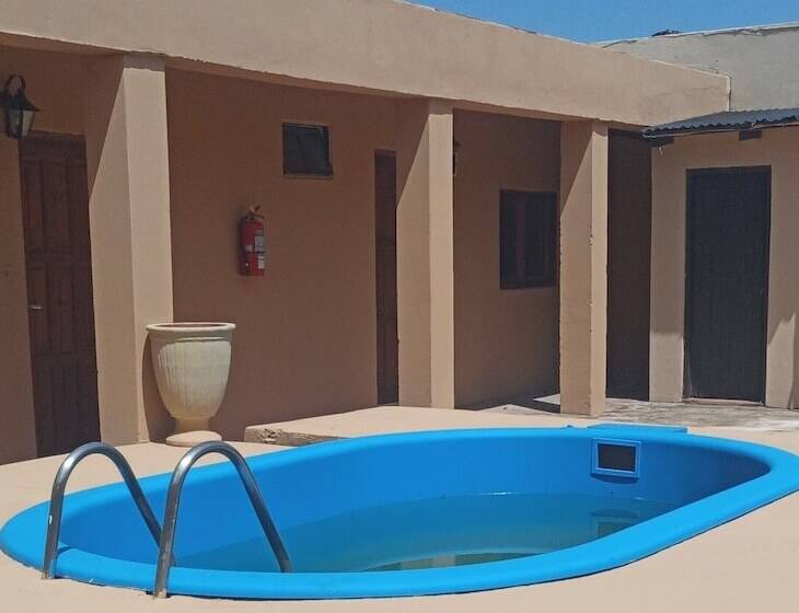 بنسيون Residencial Los Pinos