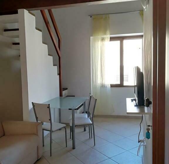 פנסיון U Scogghiu Residence