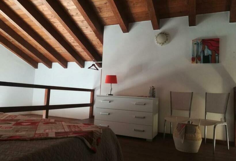 פנסיון U Scogghiu Residence