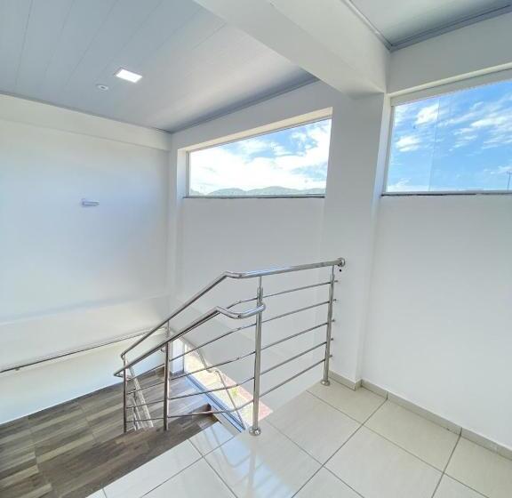 هاستل Pousada Safari