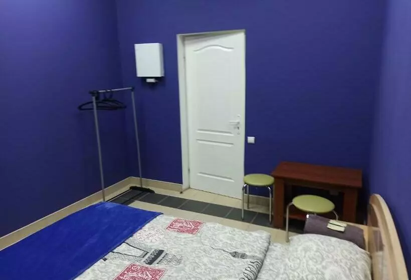 هاستل старий дворик,кімнати біля жд вокзалу