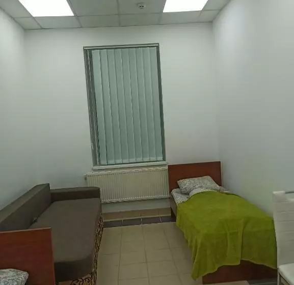 هاستل старий дворик,кімнати біля жд вокзалу