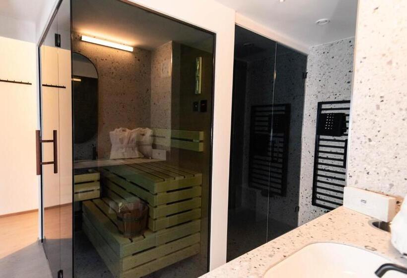 Boutique Hotel Edelweiss