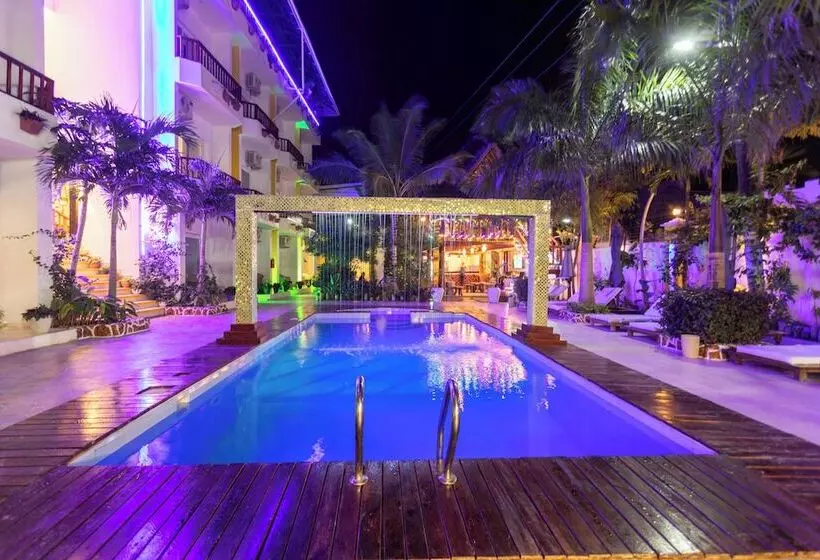 Canary Nungwi Hotel & Restaurant