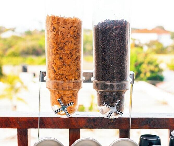 Canary Nungwi Hotel & Restaurant