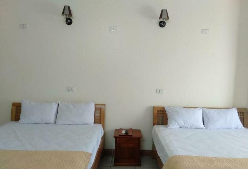 هتل Khách Sạn Sơn