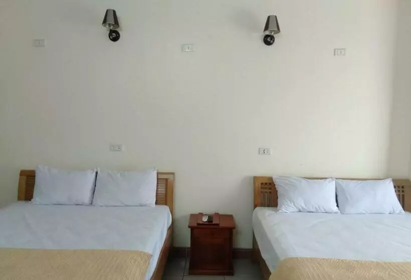 Hotelli Khách Sạn Sơn
