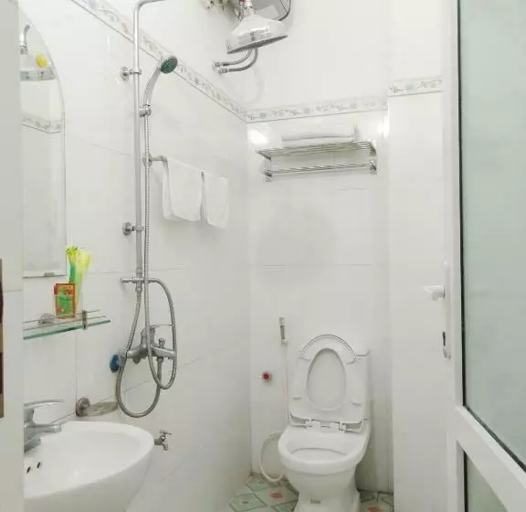 Hotelli Khách Sạn Sơn