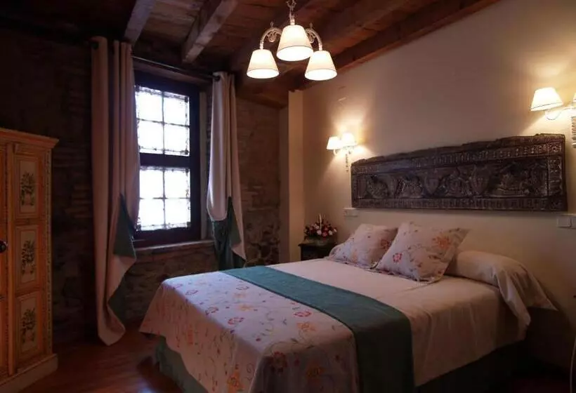 Hotelli La Posada Del Tiétar