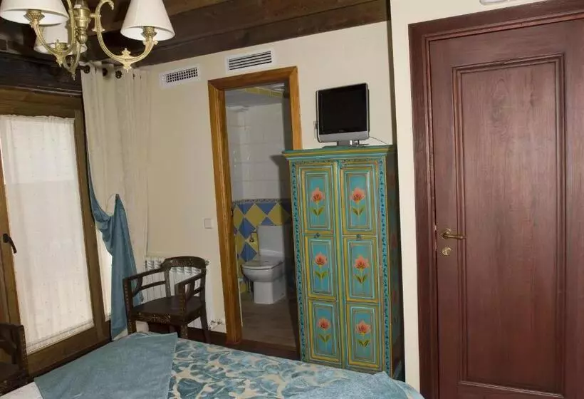 Hotelli La Posada Del Tiétar