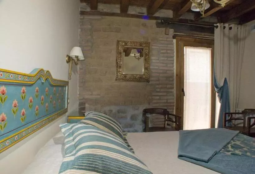 Hotelli La Posada Del Tiétar