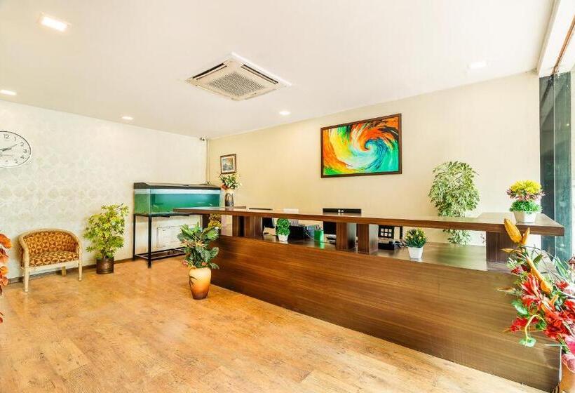 酒店 Octave Crystal Heights