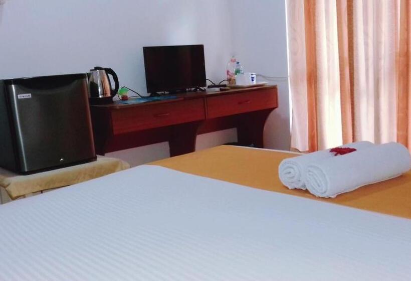 فندق Villa Delorenta