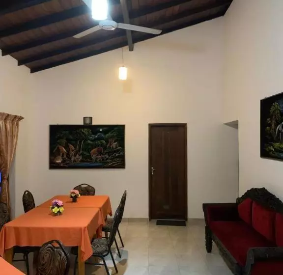 Hotelli Villa Delorenta