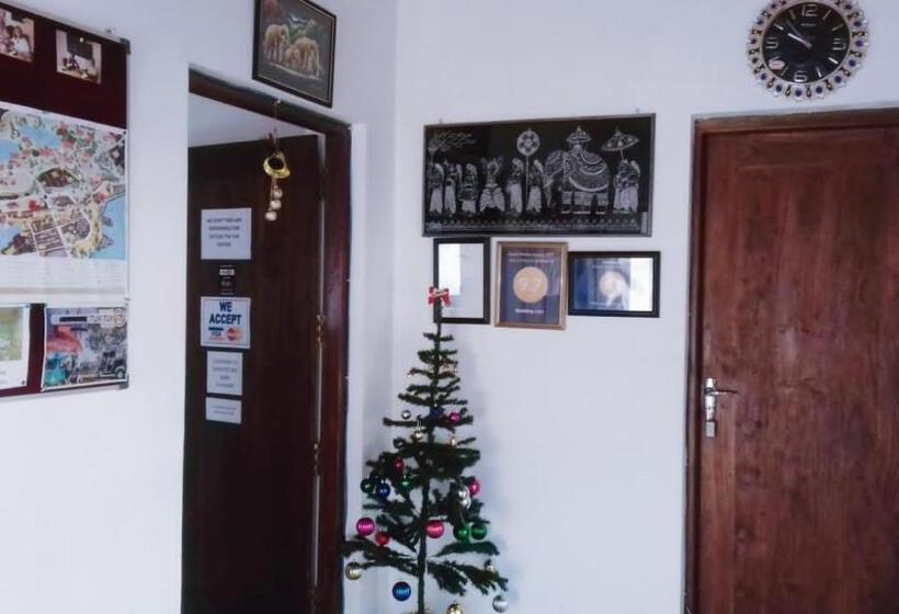 فندق Villa Delorenta