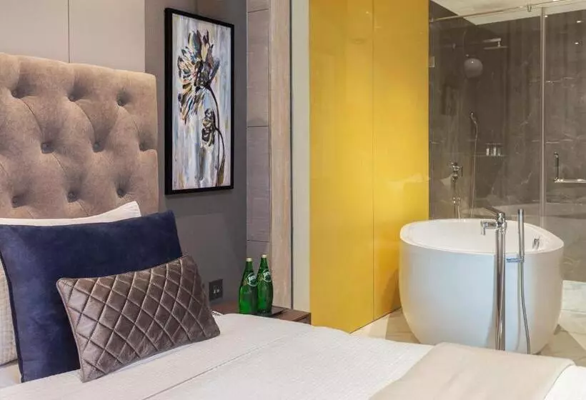 ホテル Wyndham Chandigarh Mohali
