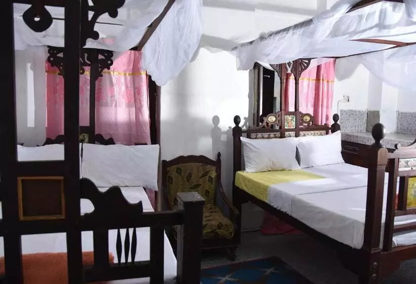 Majatalo Bababora House