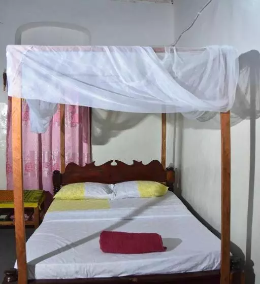 Majatalo Bababora House