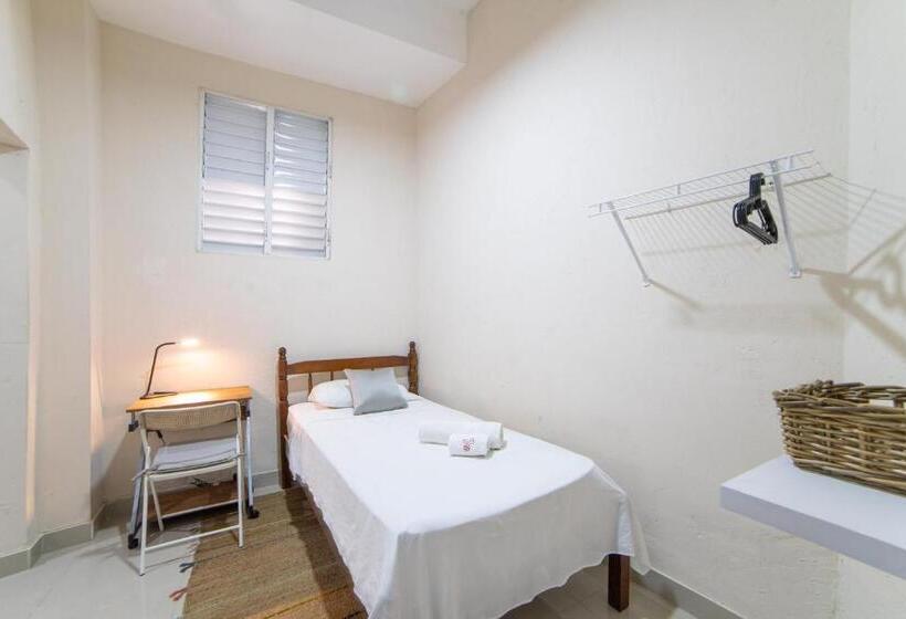 پانسیون Hostel Gato Colonial