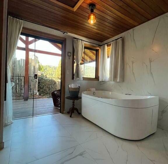 بنسيون Pousada Villa Monte Verde