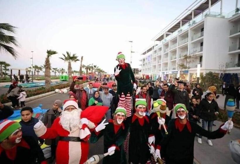 Porto Said بورتوسعيد شاليه غرفه وصاله ارضى