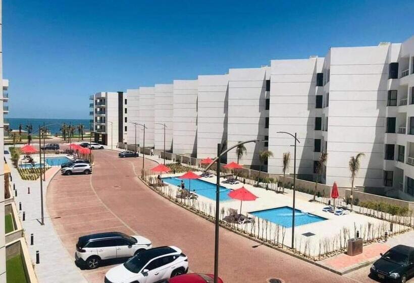 Porto Said بورتوسعيد شاليه غرفه وصاله ارضى