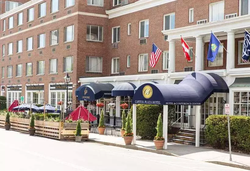 Capitol Plaza Hotel Montpelier Tapestry Collection By Hilton