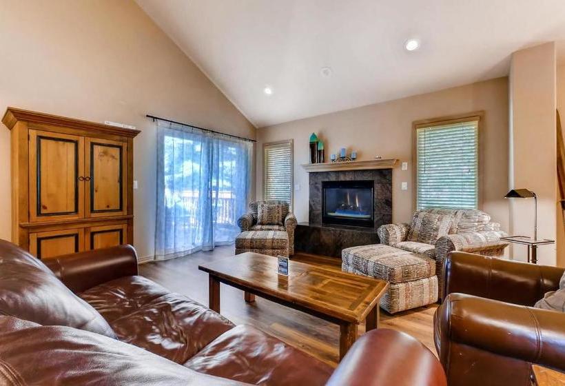 Cascades Townhomes By Steamboat Resorts