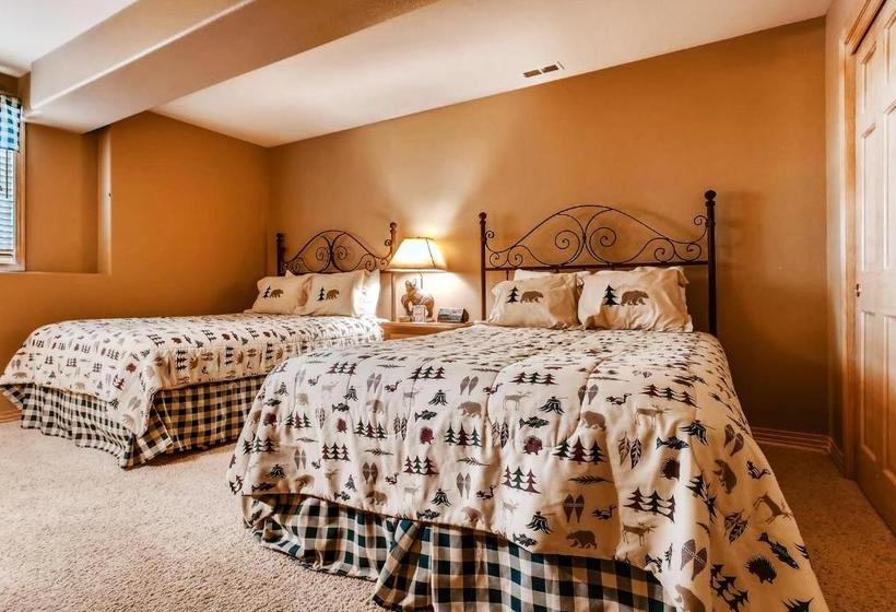 Cascades Townhomes By Steamboat Resorts