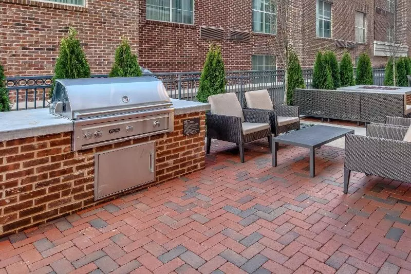 ホテル Courtyard By Marriott Nashville Green Hills