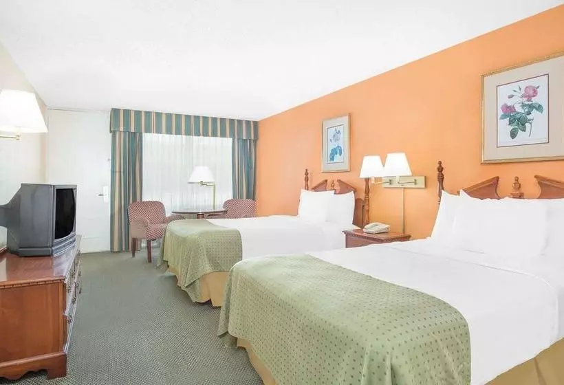 בית מלון כפרי Days Inn by Wyndham Perry Near Fairgrounds