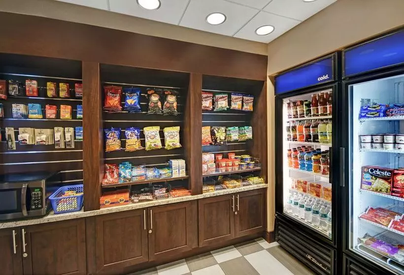 ホテル Hampton Inn & Suites Robbinsville