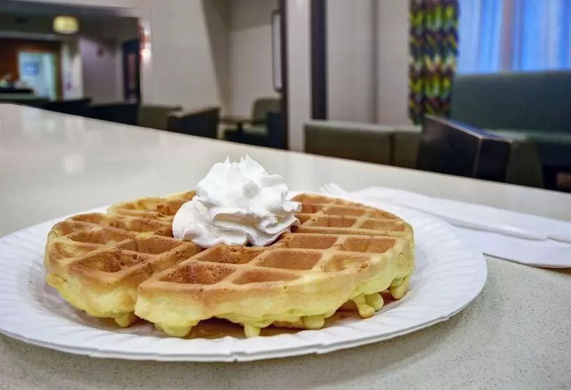 ホテル Hampton Inn & Suites Robbinsville