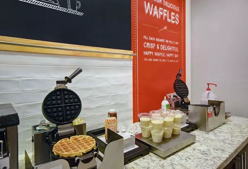 ホテル Hampton Inn & Suites Robbinsville