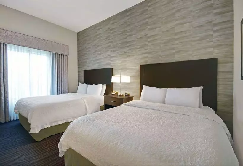 ホテル Hampton Inn & Suites Robbinsville
