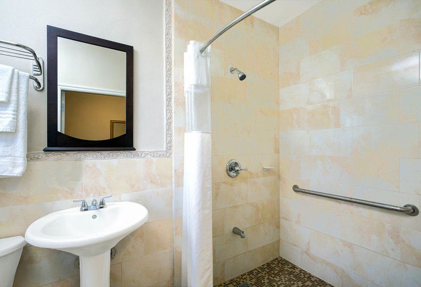 Motel Sun And Surf Inn