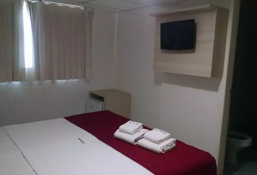 בית מלון כפרי Reis Palace